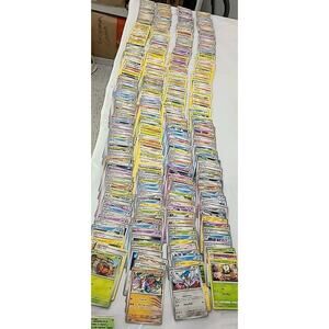 Set Lot Of 400 Pokemon Cards Lot Good Condition.